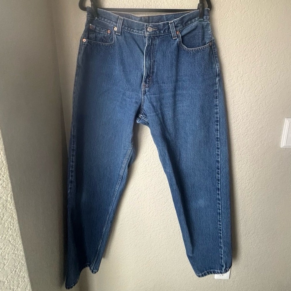 Vintage 99 Women's Levi's 560 loose fit Straight Leg made in Mexico 14R